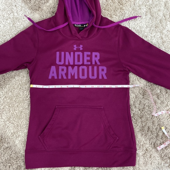 Under Armour pullover hoodie, In excellent used condition - Picture 4 of 5